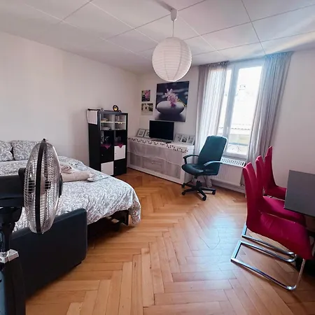 Appartement 2 *